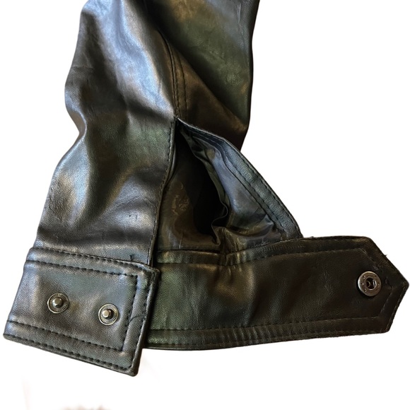 Emporio & Co. Vintage Men's Black Leather Jacket, Size Medium. - Picture 11 of 14